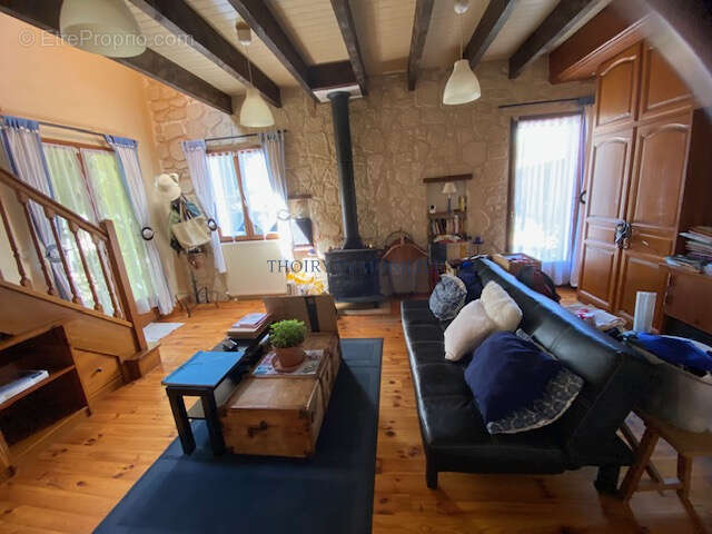 Maison à THOIRY