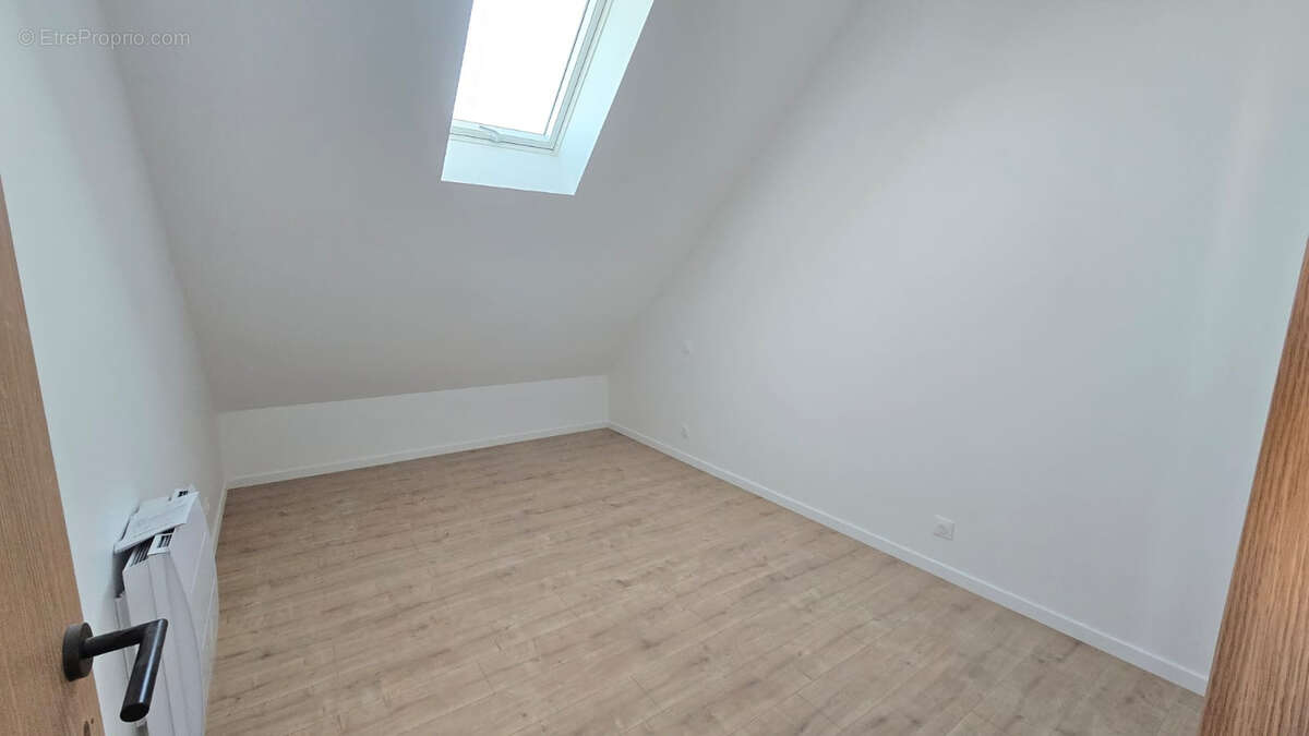 Appartement à LIMOURS