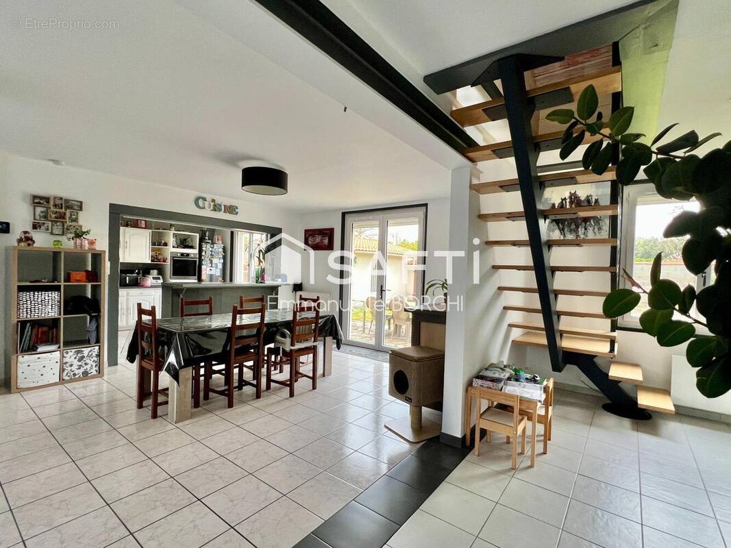 Photo 1 - Maison à SAINT-SEBASTIEN-SUR-LOIRE