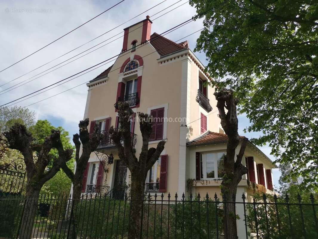 Maison à CHELLES