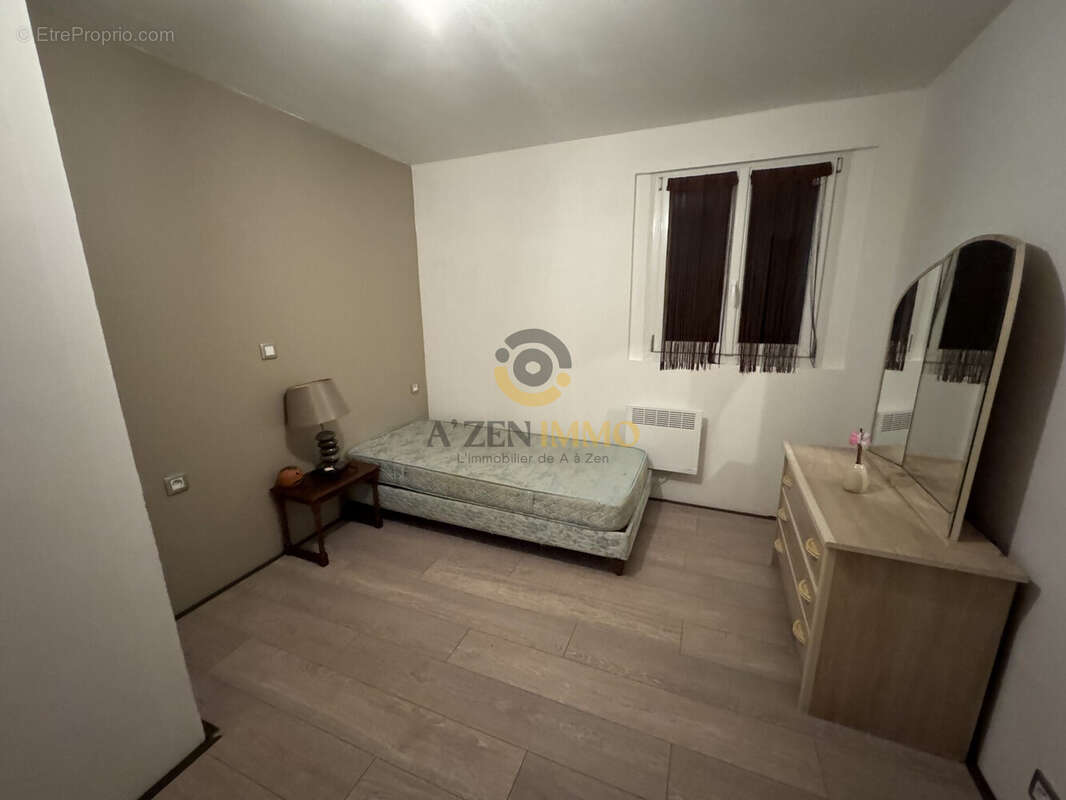 Maison à SECONDIGNY