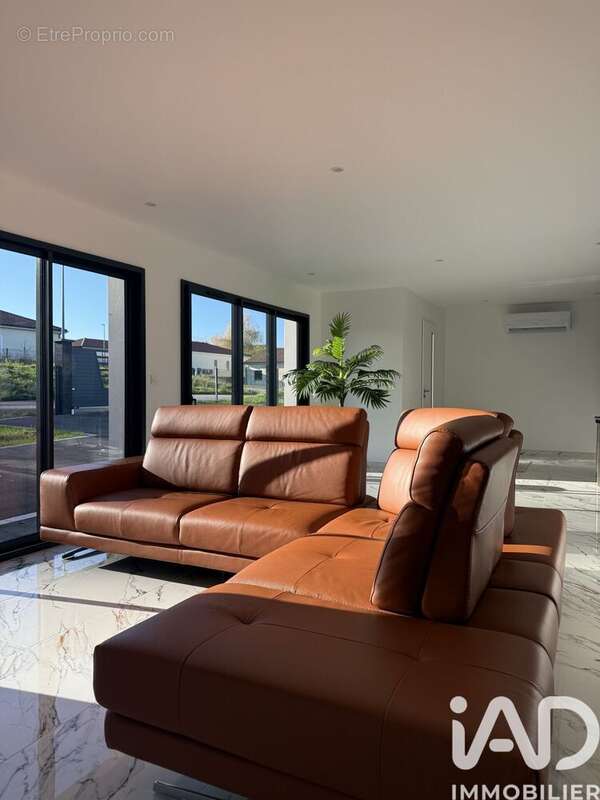 Photo 2 - Maison à COUZEIX