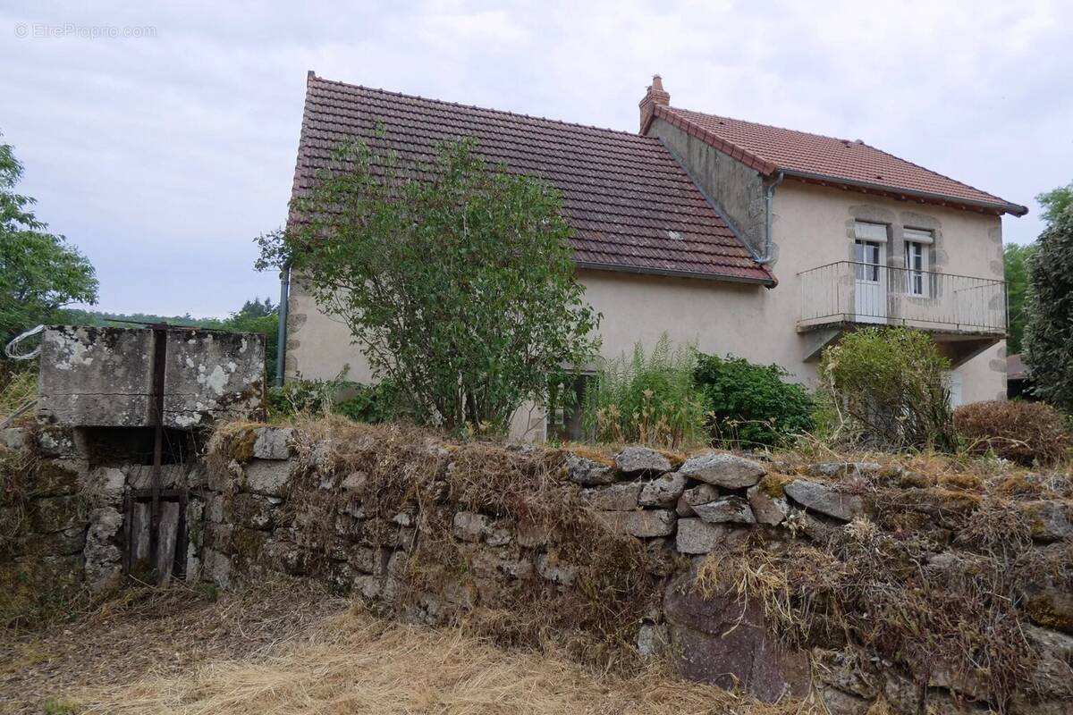 Maison à LA TAGNIERE