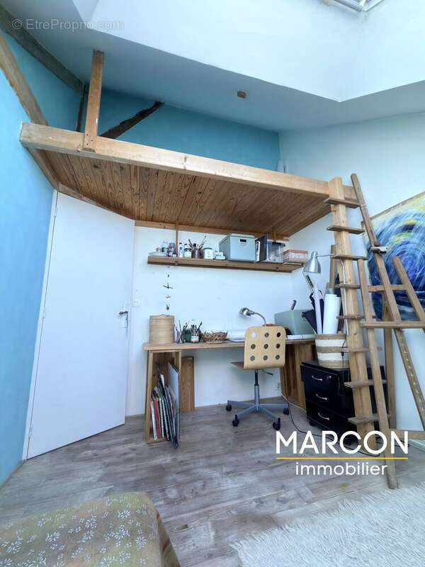 Maison à CHATELUS-MALVALEIX