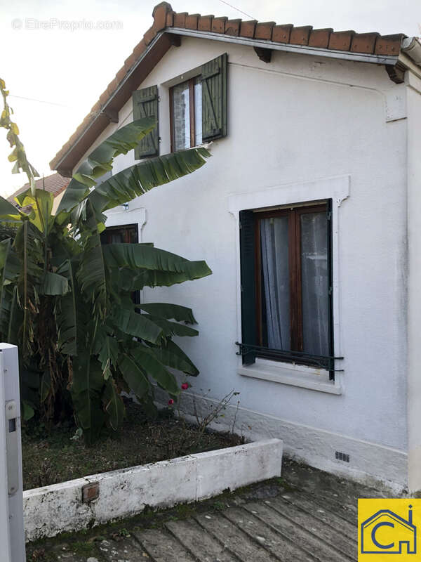 Maison à LA FRETTE-SUR-SEINE