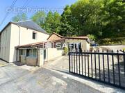 Photo 1 - Maison à LE LARDIN-SAINT-LAZARE