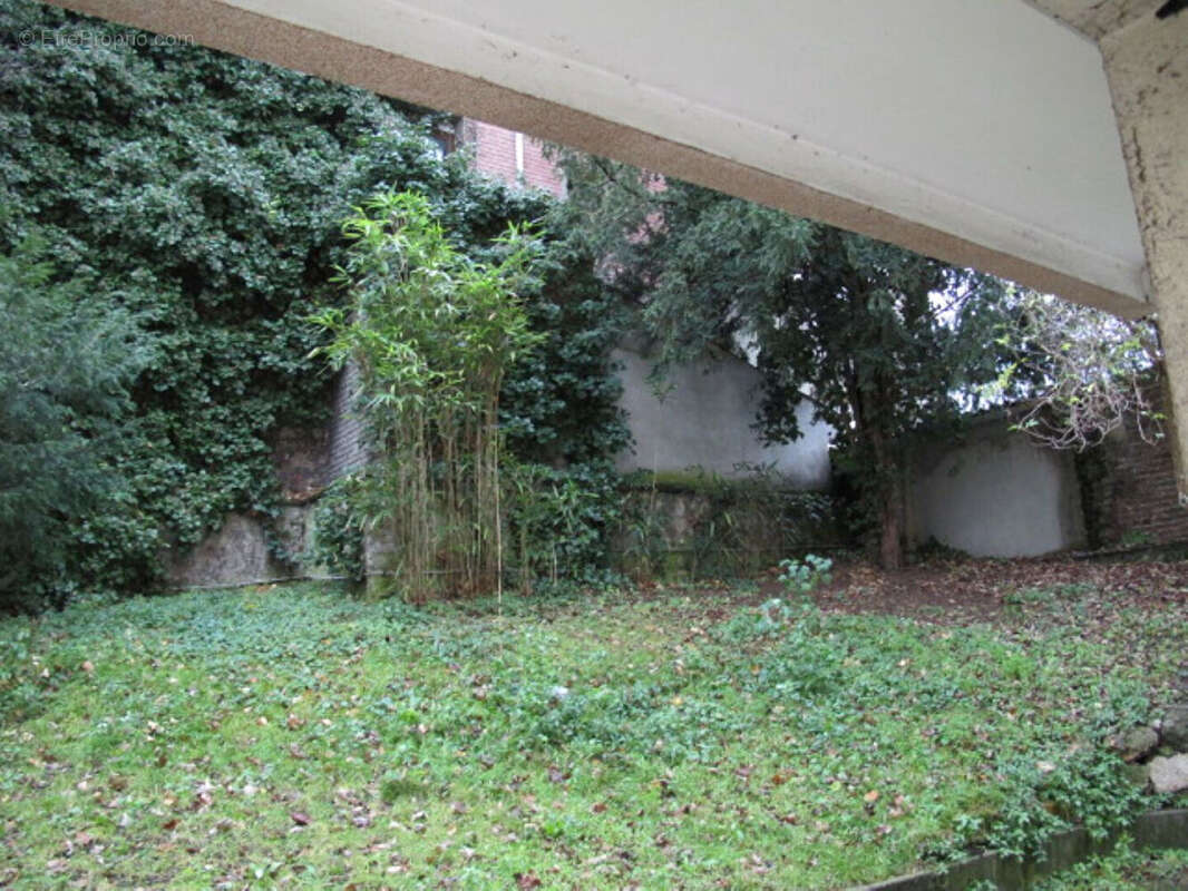 Appartement à NANTERRE