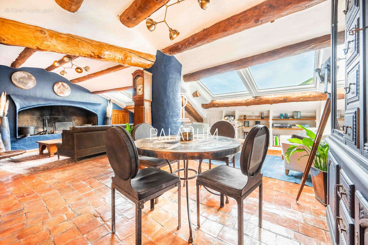 Maison à MOUSTIERS-SAINTE-MARIE