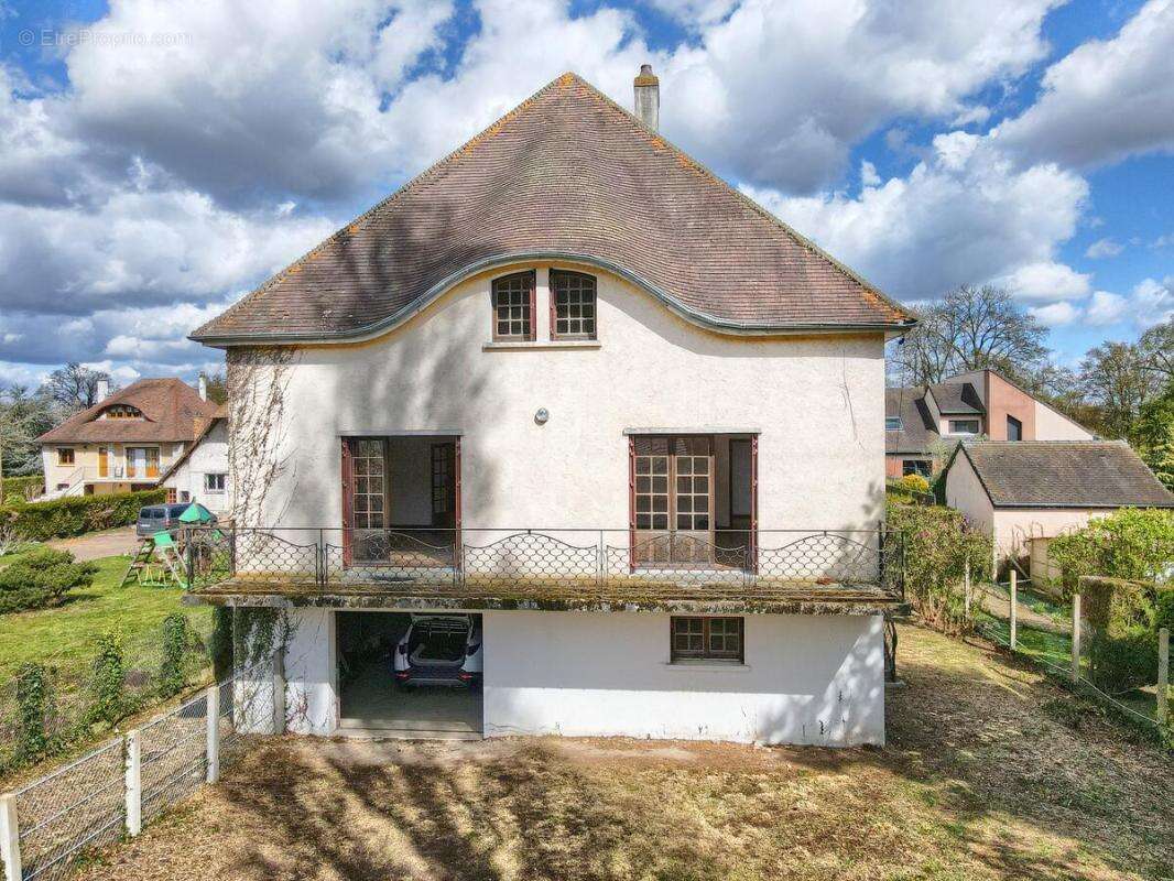 Maison à GARENNES-SUR-EURE
