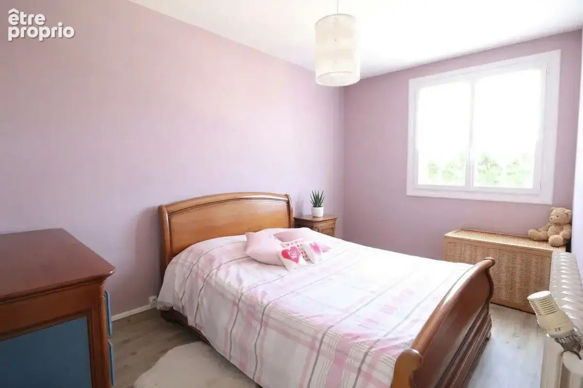 Proche CENTRE VILLE - GARE, appartement T4 - 2 chambres - garage - photo 9