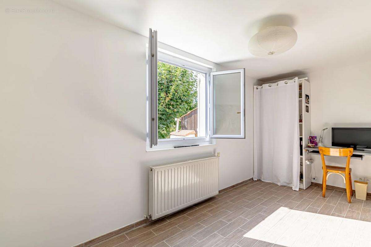 Appartement à FOSSES