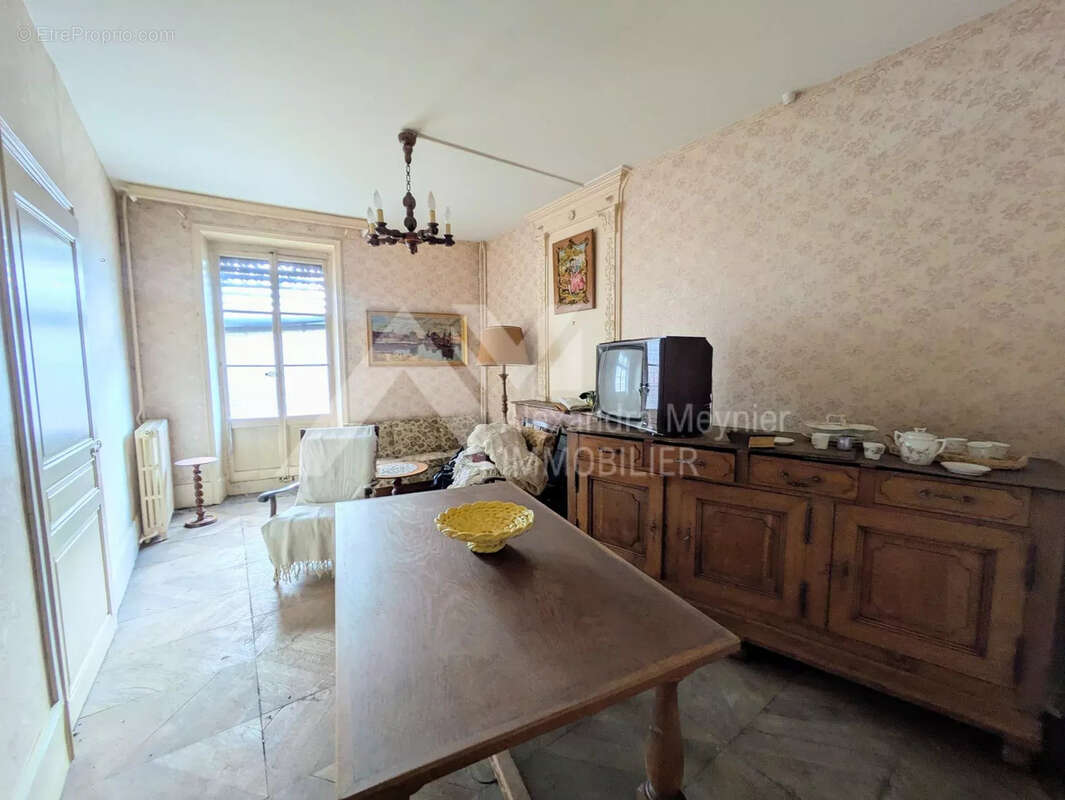 Appartement à PONT-EN-ROYANS