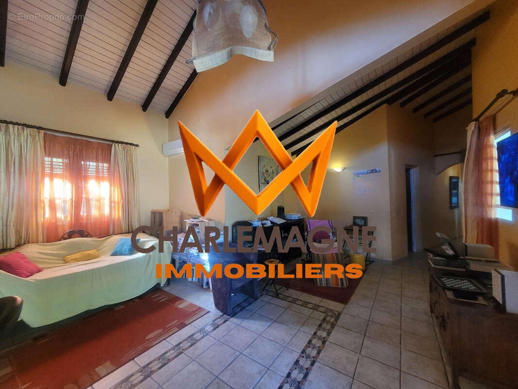 Maison à SAINT-FRANCOIS