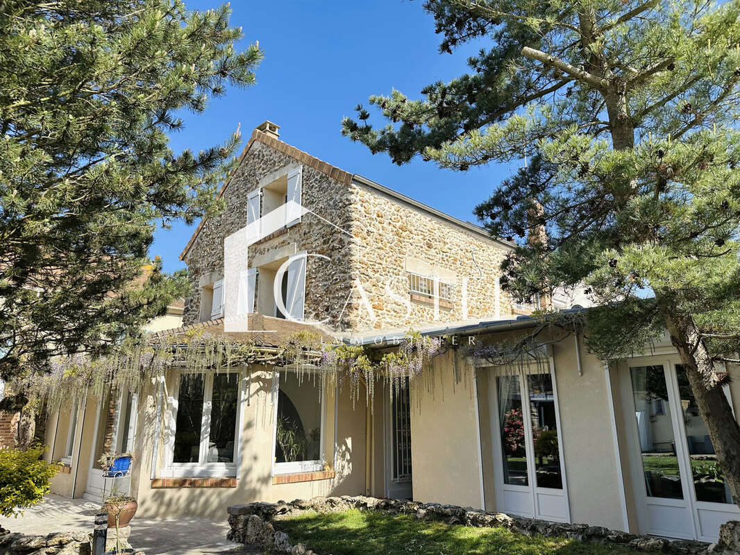 Maison à LES ALLUETS-LE-ROI