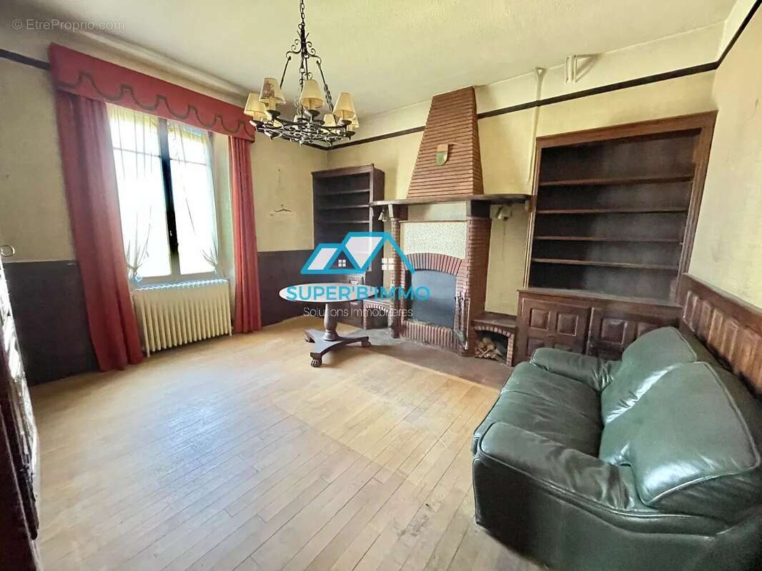 Maison à PAULHAGUET