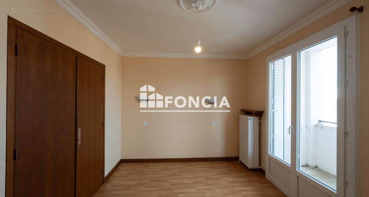 Appartement à BOURG-LES-VALENCE