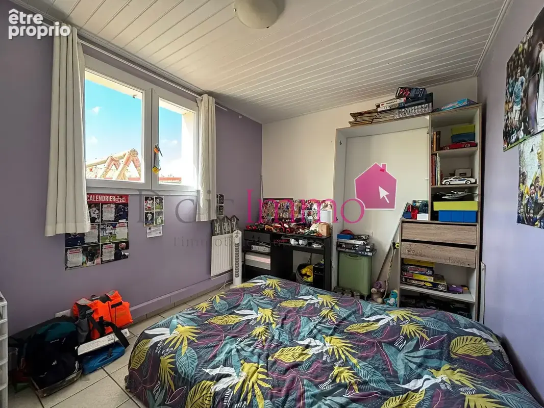 COMMEQUIERS - centre ville - Maison composée de deux logements - photo 5