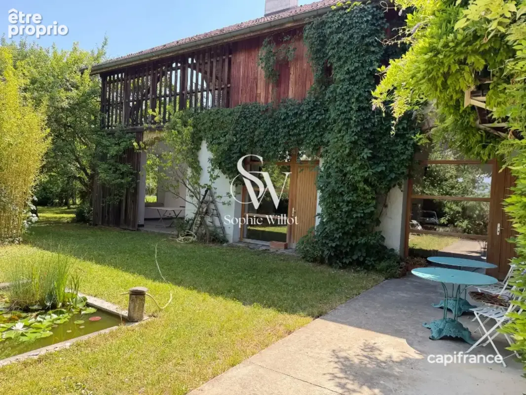 Propriété de Caractère 300m2 hab+ 175m2 bureaux - à vendre 12 pièces (74) -  proche de Annecy - photo 8
