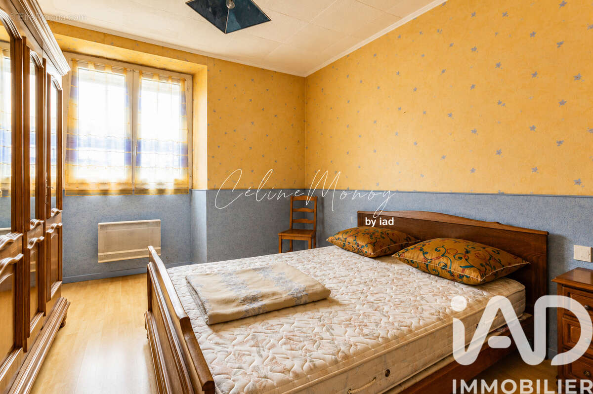 Photo 5 - Maison à LA CHAIZE-LE-VICOMTE