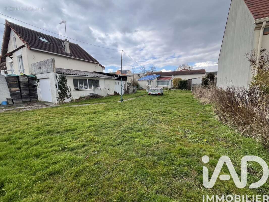 Photo 3 - Terrain à VILLEPARISIS