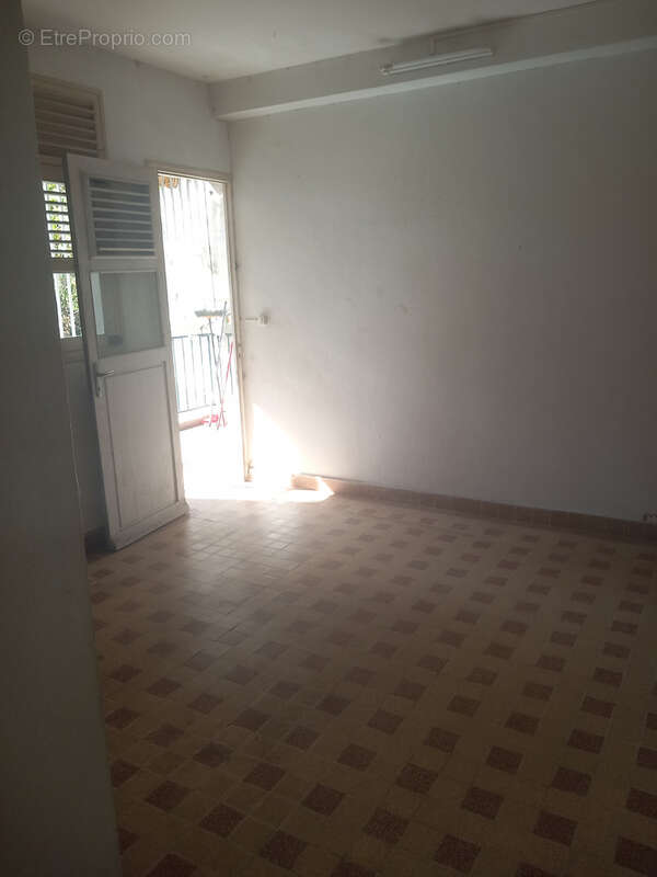 Appartement à POINTE-A-PITRE