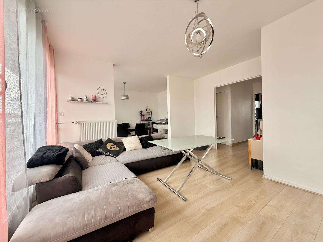 Appartement à CHEVIGNY-SAINT-SAUVEUR