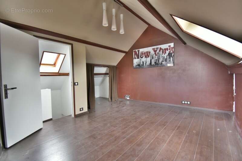 Christophe Michaudelle, Capifrance, vous propose : proche MEAUX / SAINT SOUPPLETS - à ETREPILLY, maison de ville 3 pièces, 2 cha - photo 11