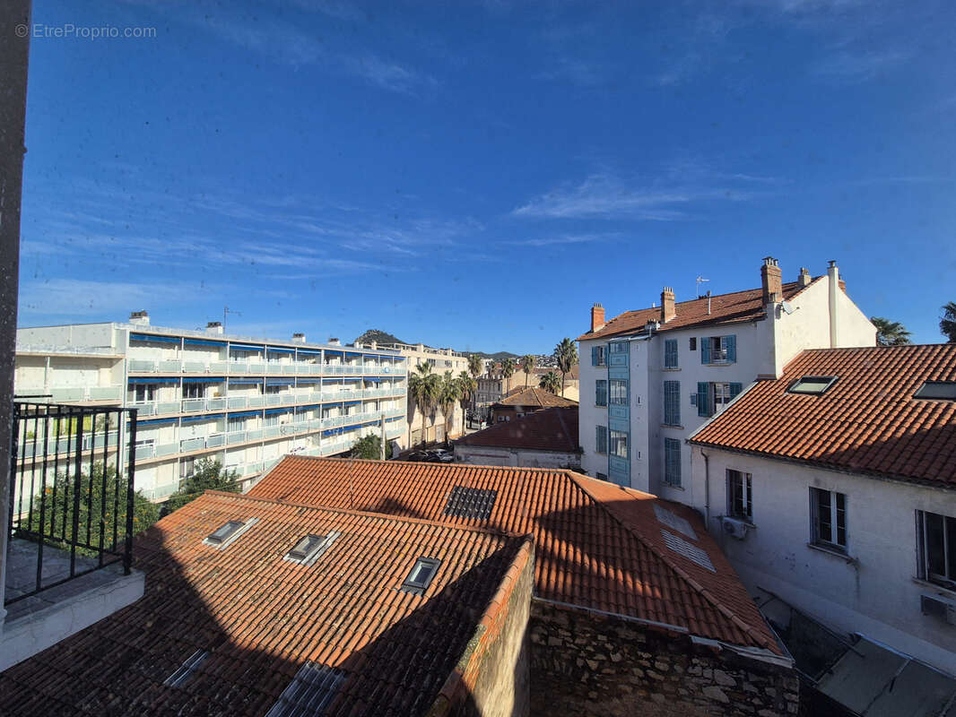 Appartement à HYERES