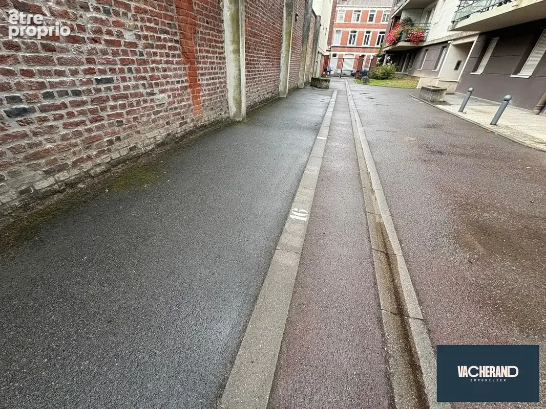 Parking à vendre à La Madeleine (59110) - photo 2