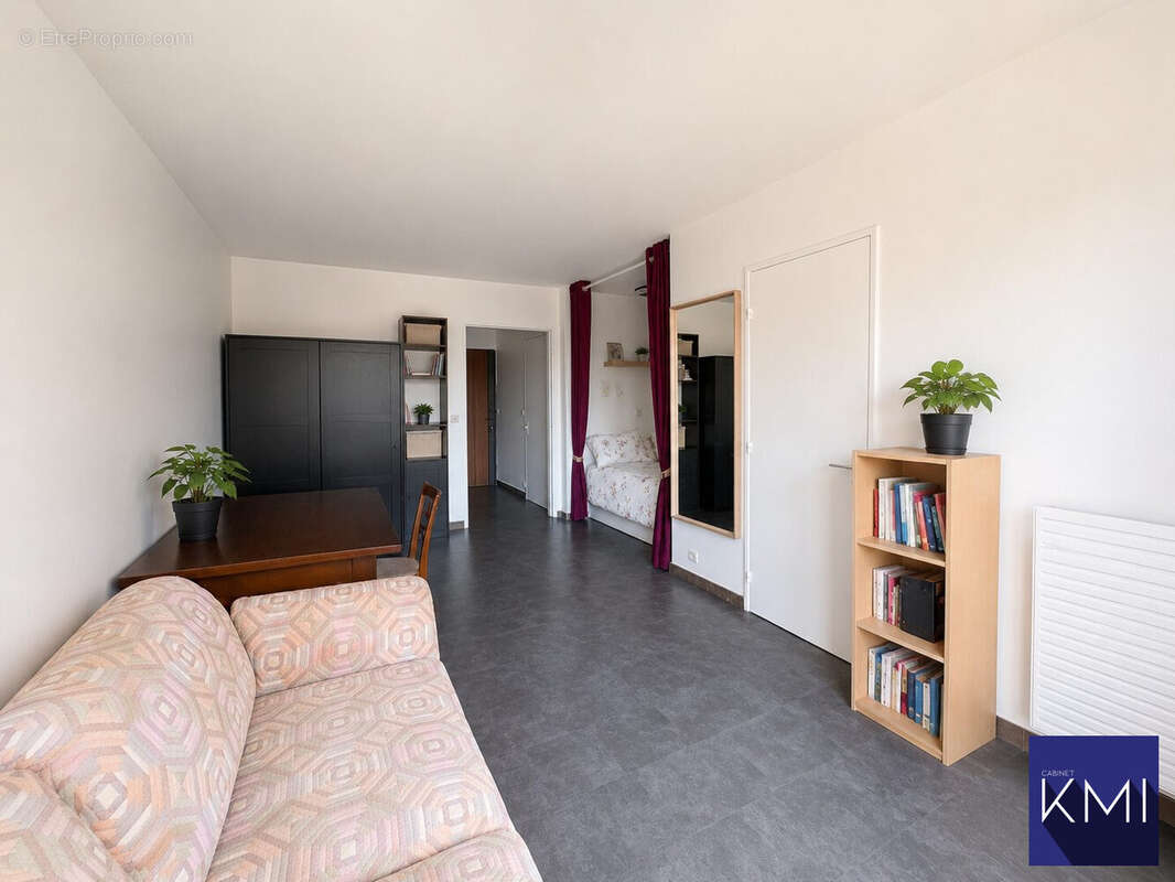 Appartement à PARIS-20E