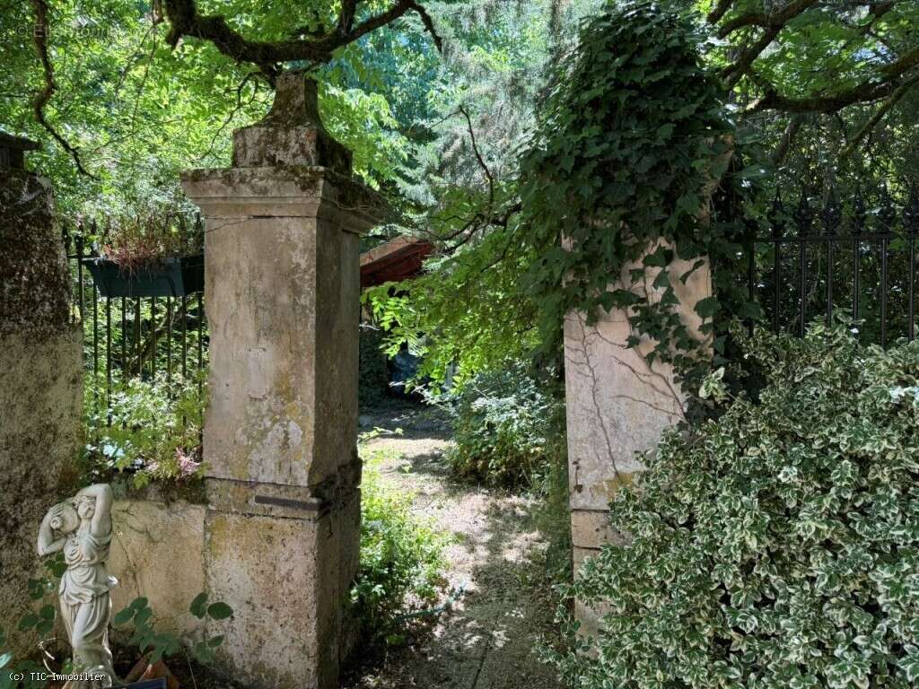 Maison de Campagne avec Piscine Intérieure entre Villefagnan et Ruffec - photo 30