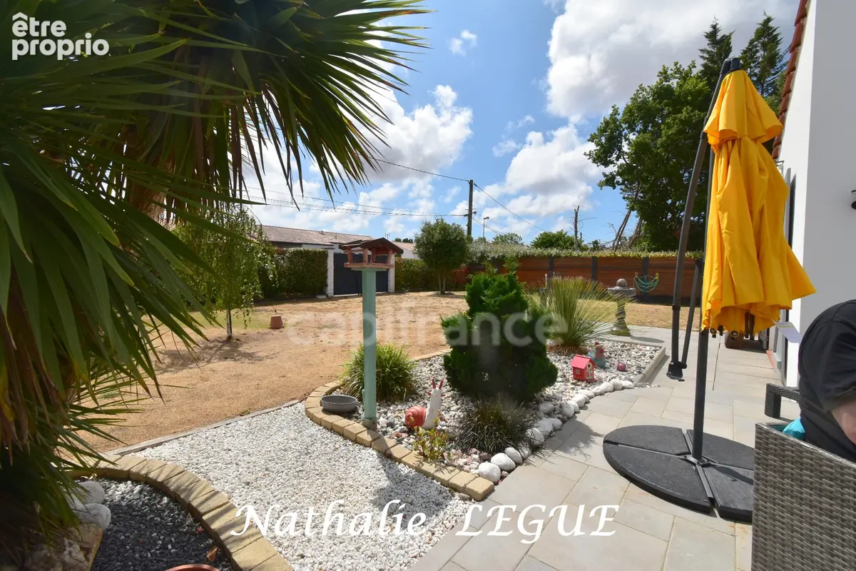 Vendée (85) entre CHALLANS et NOIRMOUTIER BEAUVOIR sur MER  Maison à vendre 8 pièces , 160 m², 4 chambres , 1 bureau ,3 WC garag - photo 19