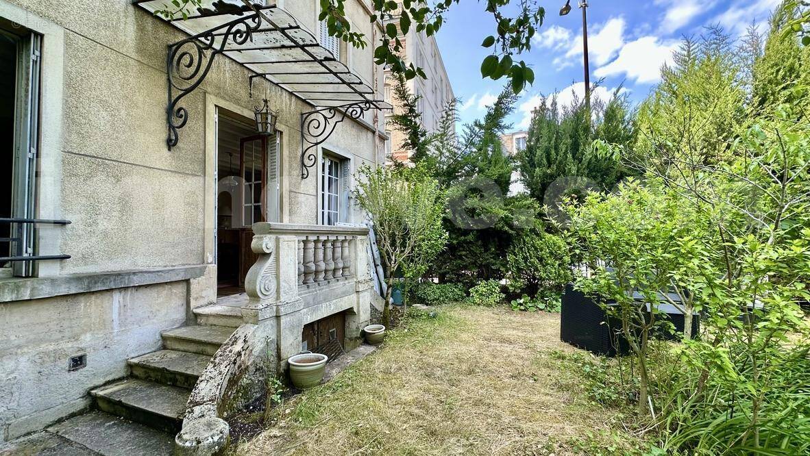 56BE69C9-AF63-4448-A750-EBA510933A3E_1_105_c - Appartement à CHARENTON-LE-PONT