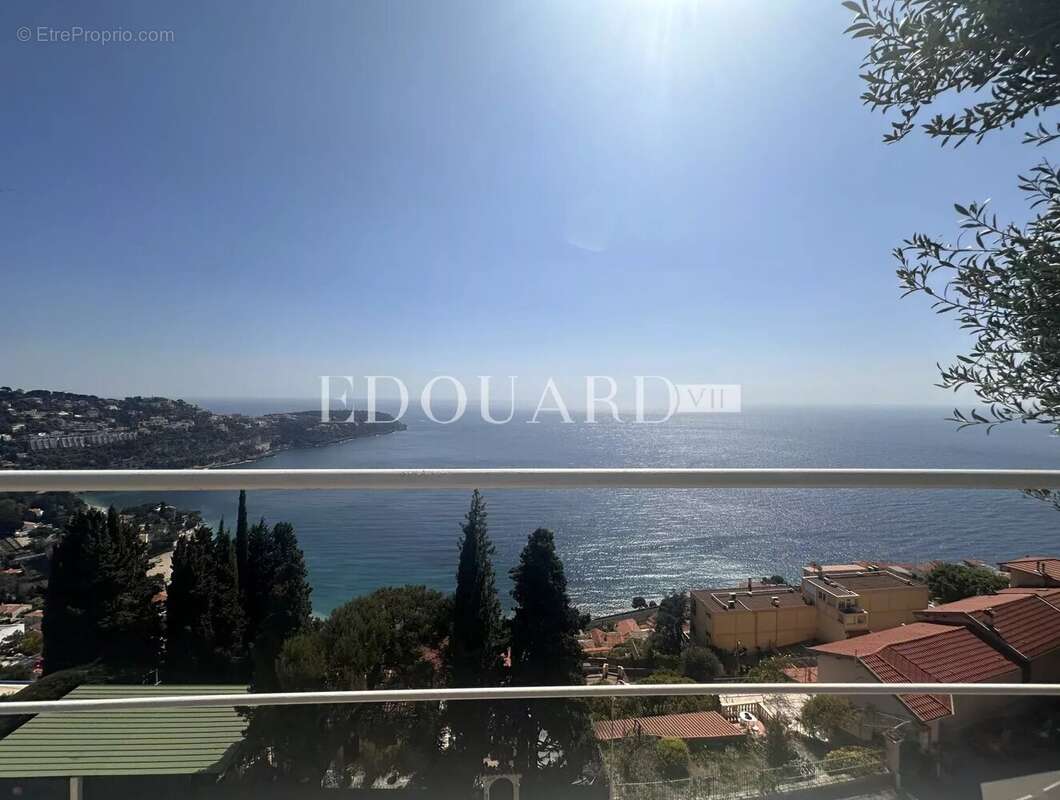 Appartement à ROQUEBRUNE-CAP-MARTIN