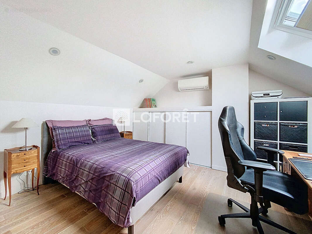 Maison à VERNEUIL-SUR-SEINE