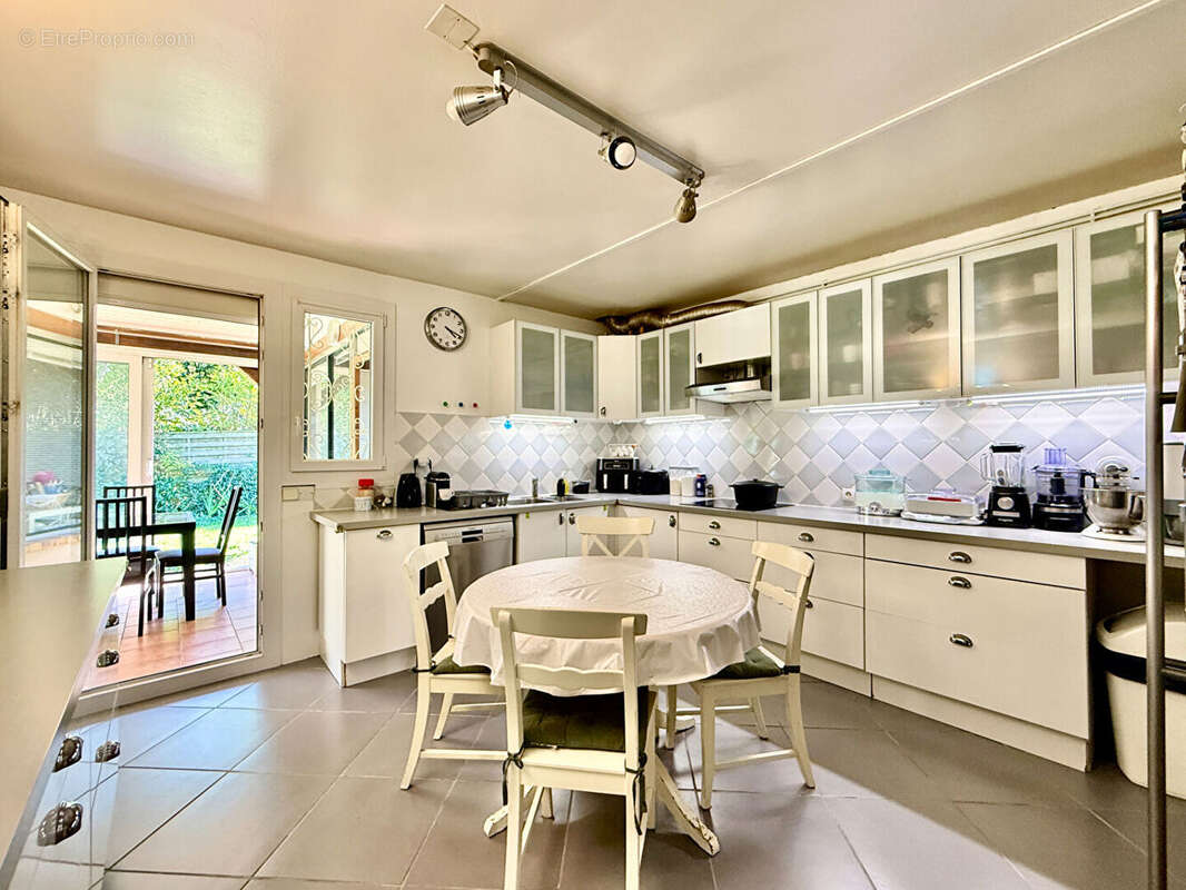 Maison à AULNAY-SOUS-BOIS