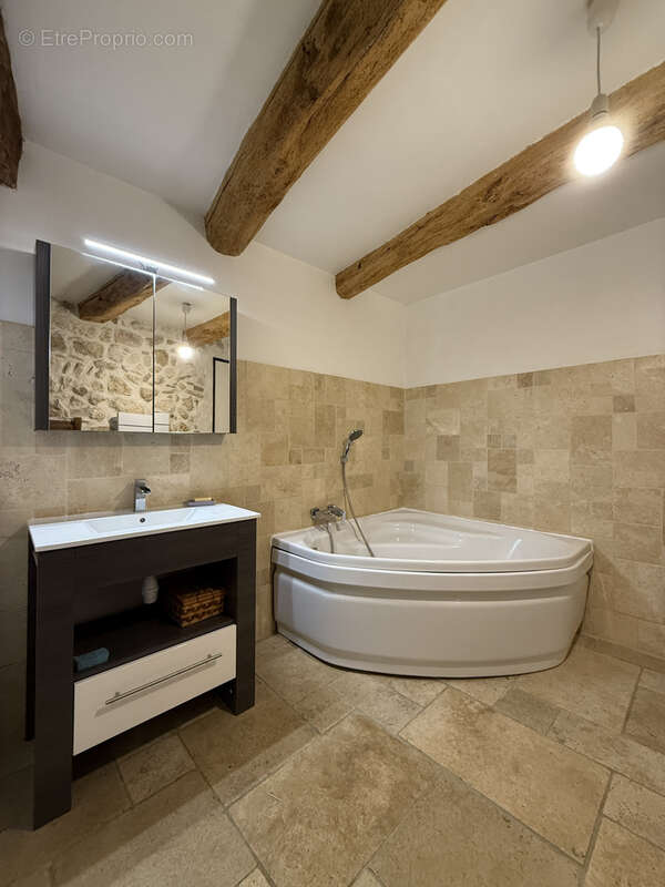 Maison à CHATEAUNEUF-DU-RHONE