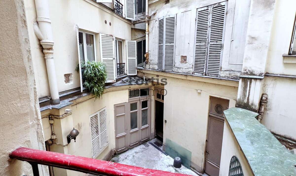 Appartement à PARIS-10E