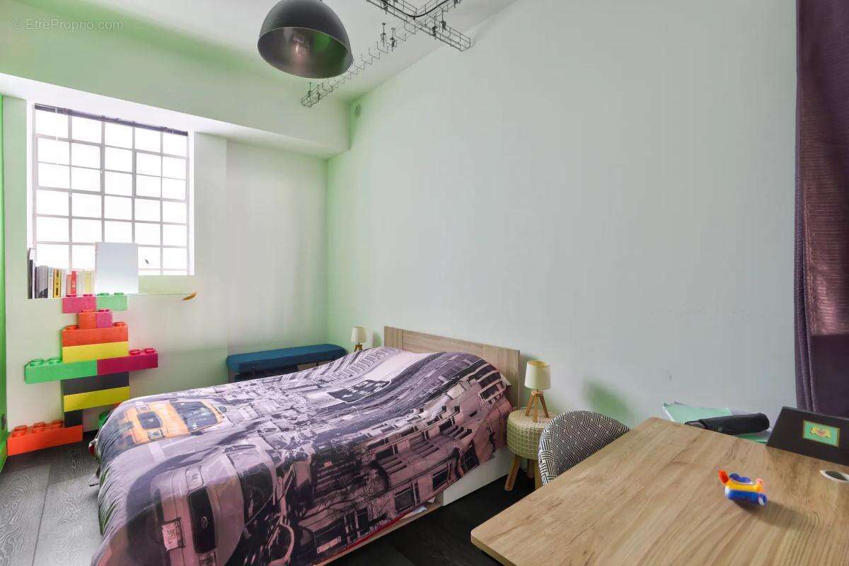Appartement à PARIS-12E