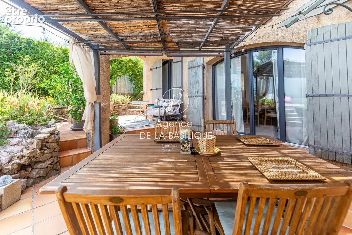 Maison 113 m² à vendre à Saint-Maximin-La-Sainte-Baume (83470) - photo 3