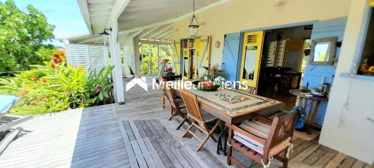 Villa 4 chambres, bureau, piscine et vaste jardin - photo 2