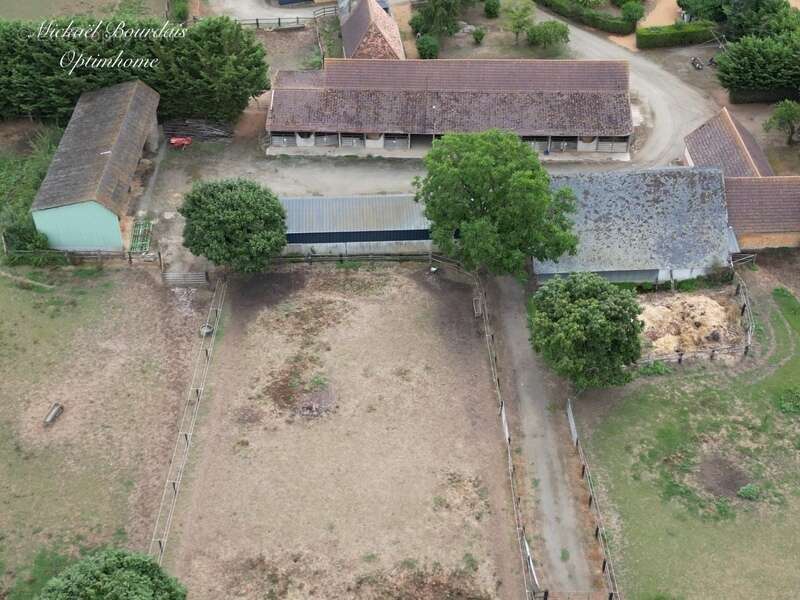 Maison à AVOISE