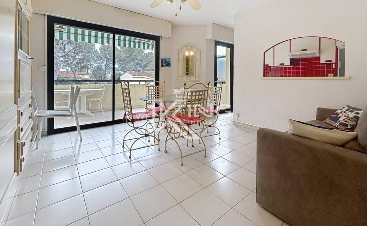 Appartement à SAINT-RAPHAEL