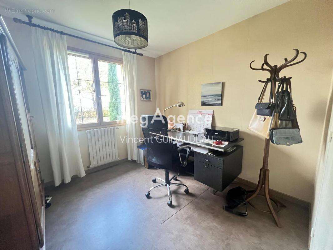 Maison à LE MAY-SUR-EVRE