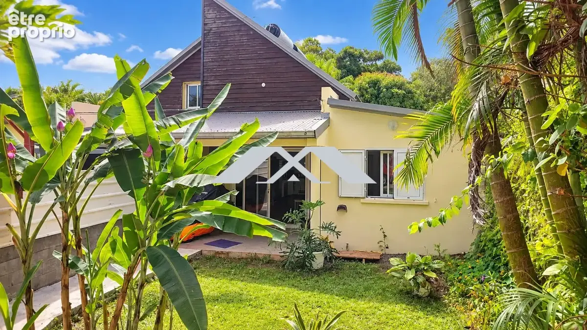 Maison 5 pièces 72 m² à vendre à Petite-Ile (97429) - photo 1
