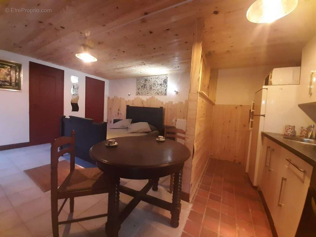 Charmante propriété sur grand terrain arboré - Proche des sites touristiques - photo 3