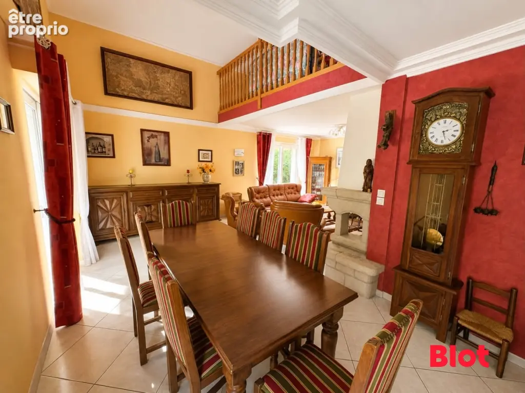Maison 160 m² à Betton  - photo 2