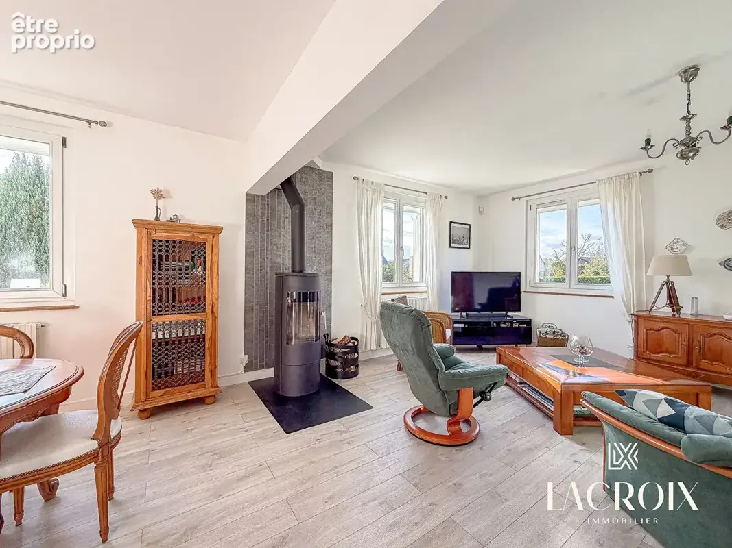 A VENDRE - Maison 6 pièces - QUÉVERT - photo 2