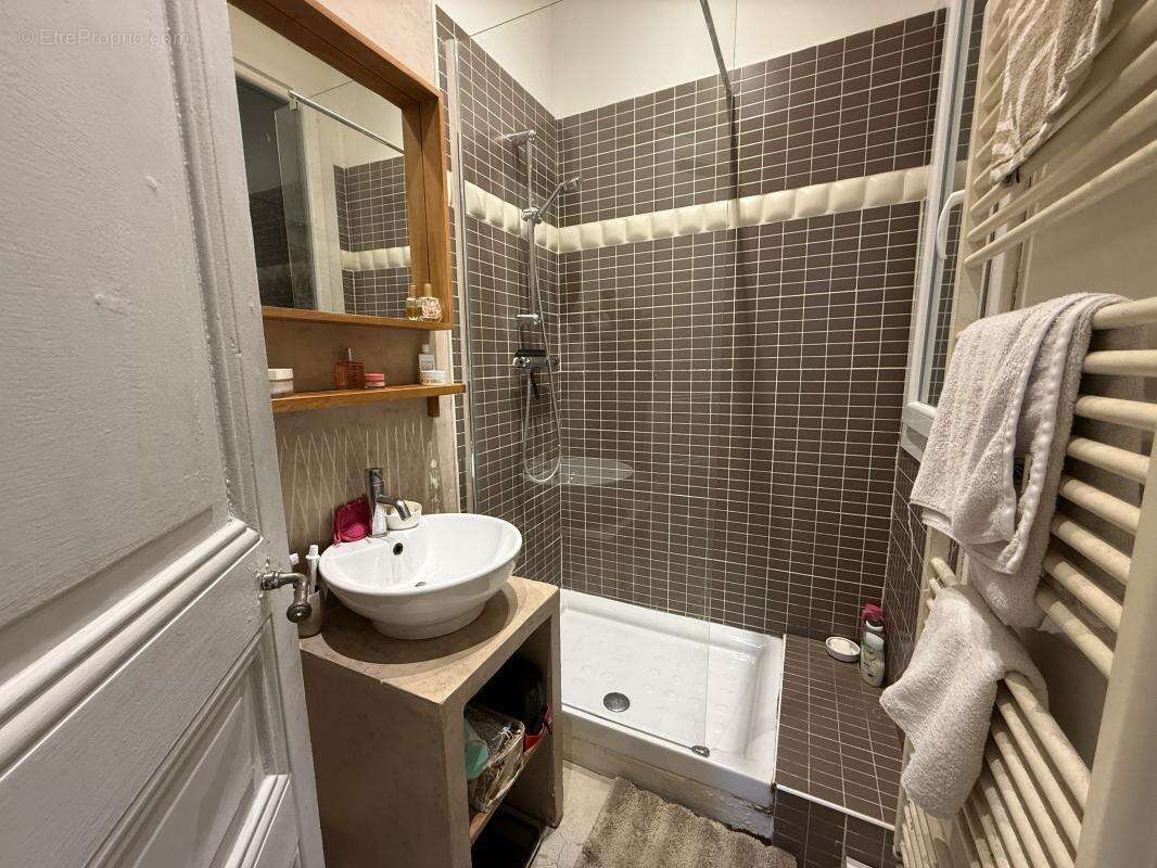 Appartement à MARSEILLE-8E