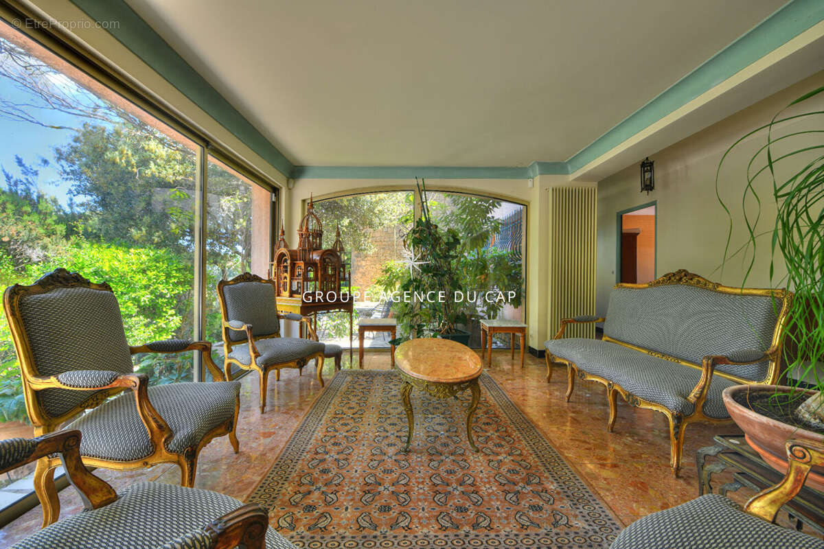 Maison à SAINT-RAPHAEL